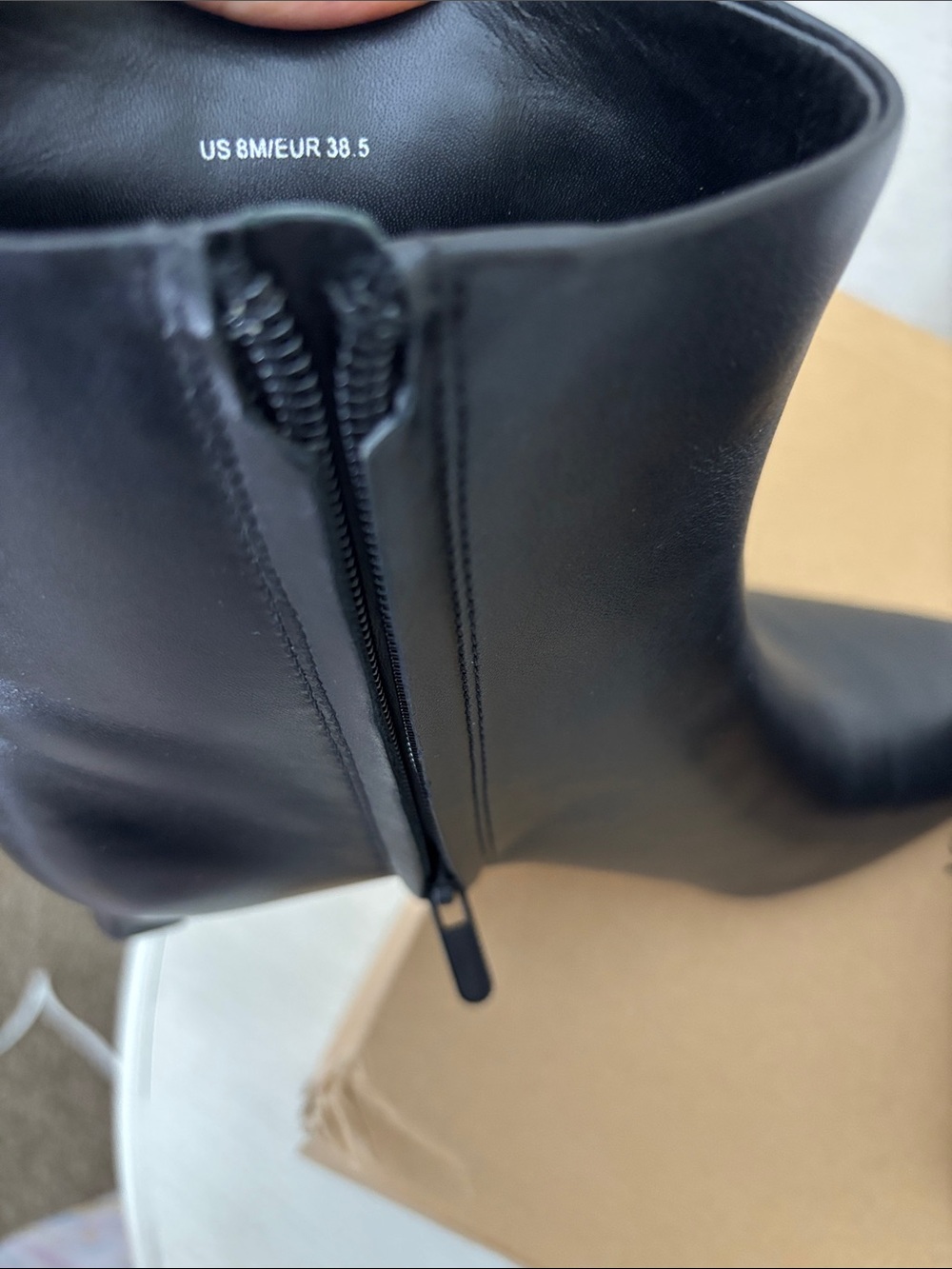 Vince Harlan Black Leather Square Toe Ankle Boots 8M Store Sample tried-on only - Picture 12 of 14